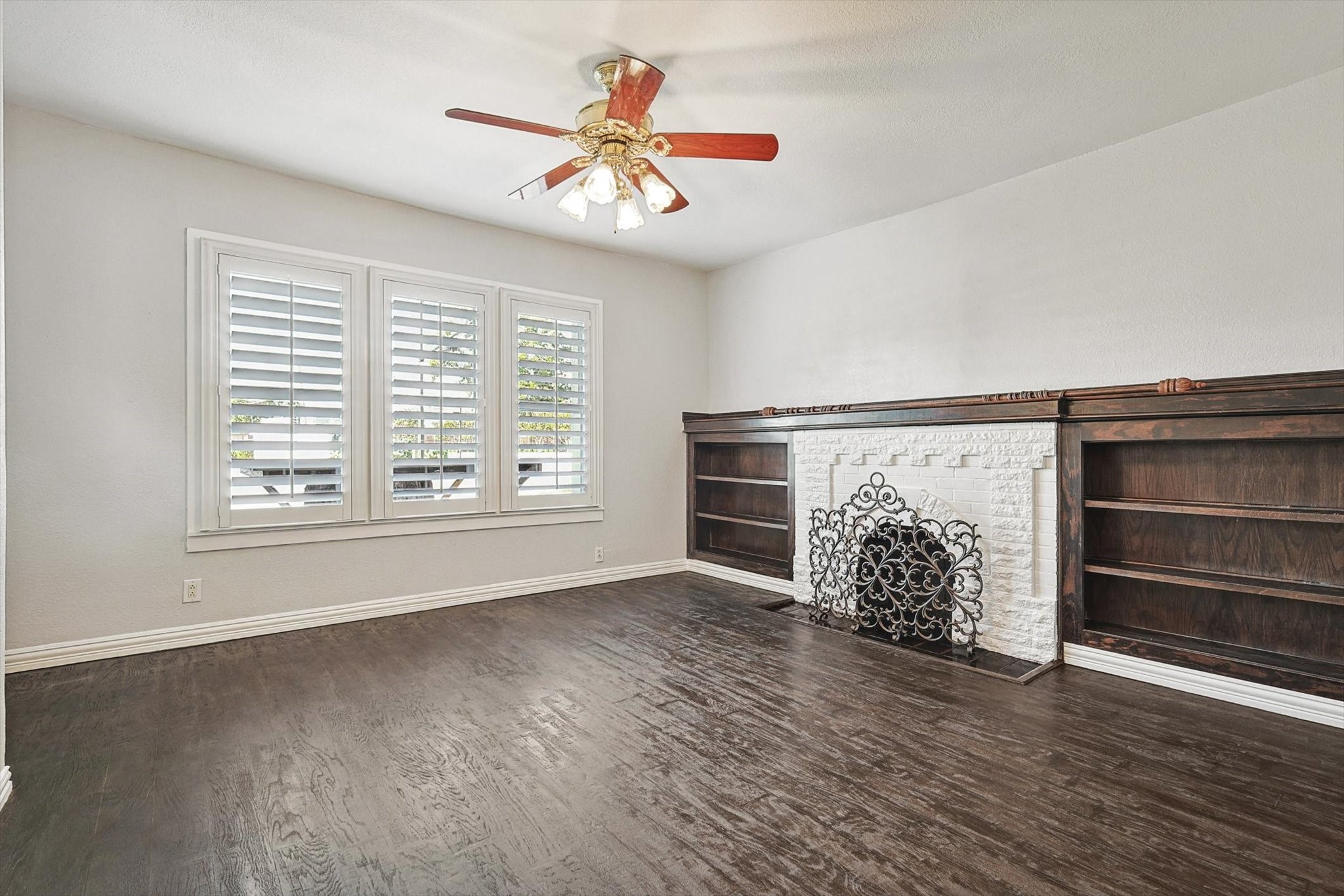 1021 Kings Highway
