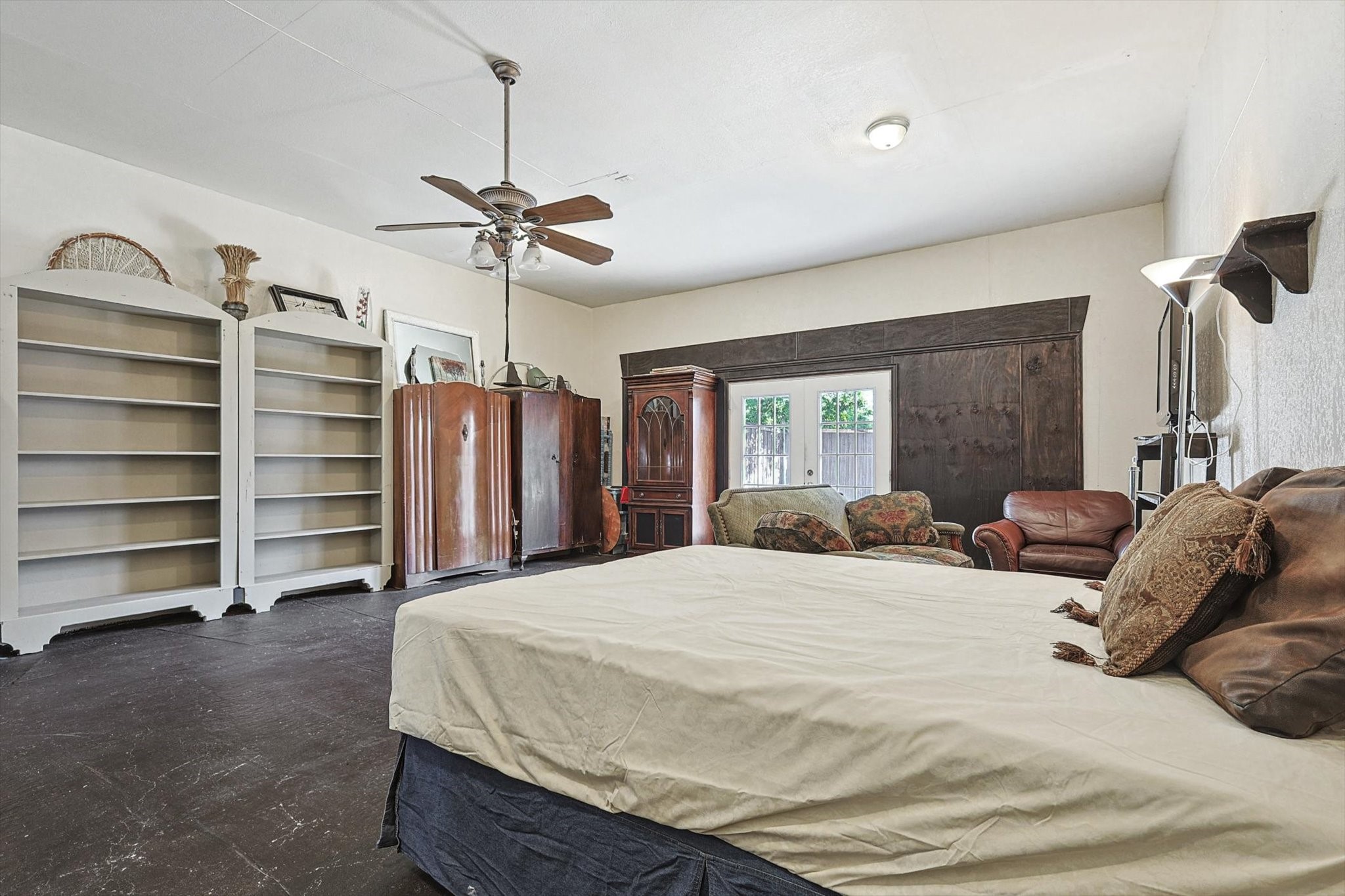 1021 Kings Highway