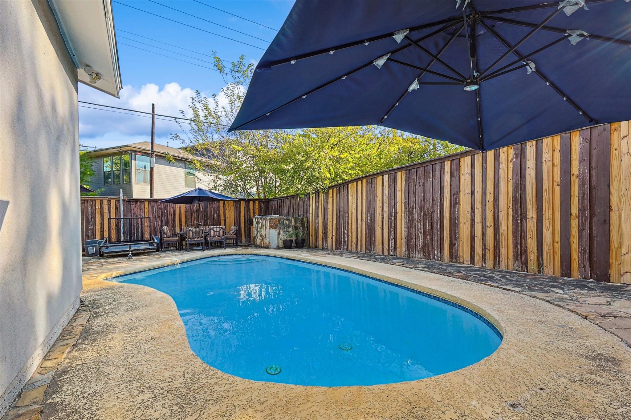 1021 Kings Highway