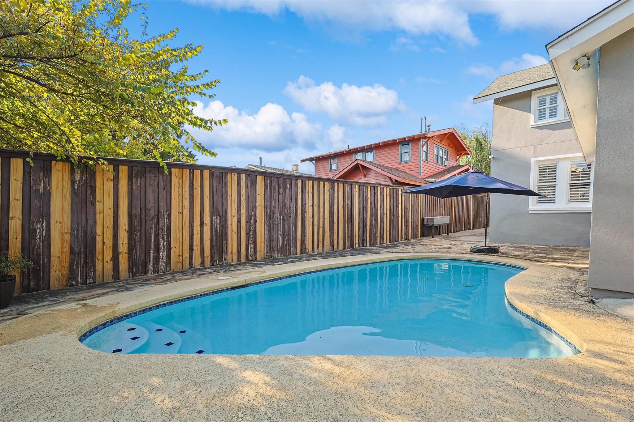 1021 Kings Highway