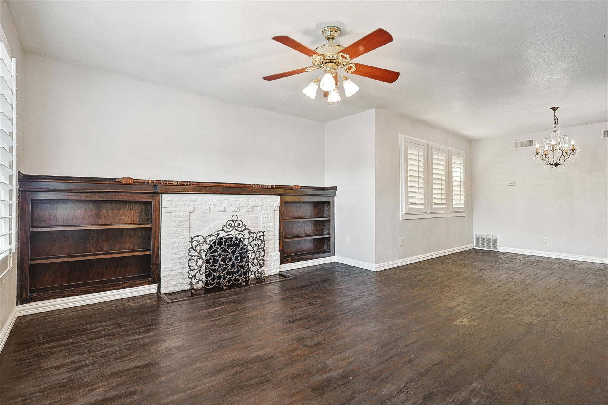 1021 Kings Highway