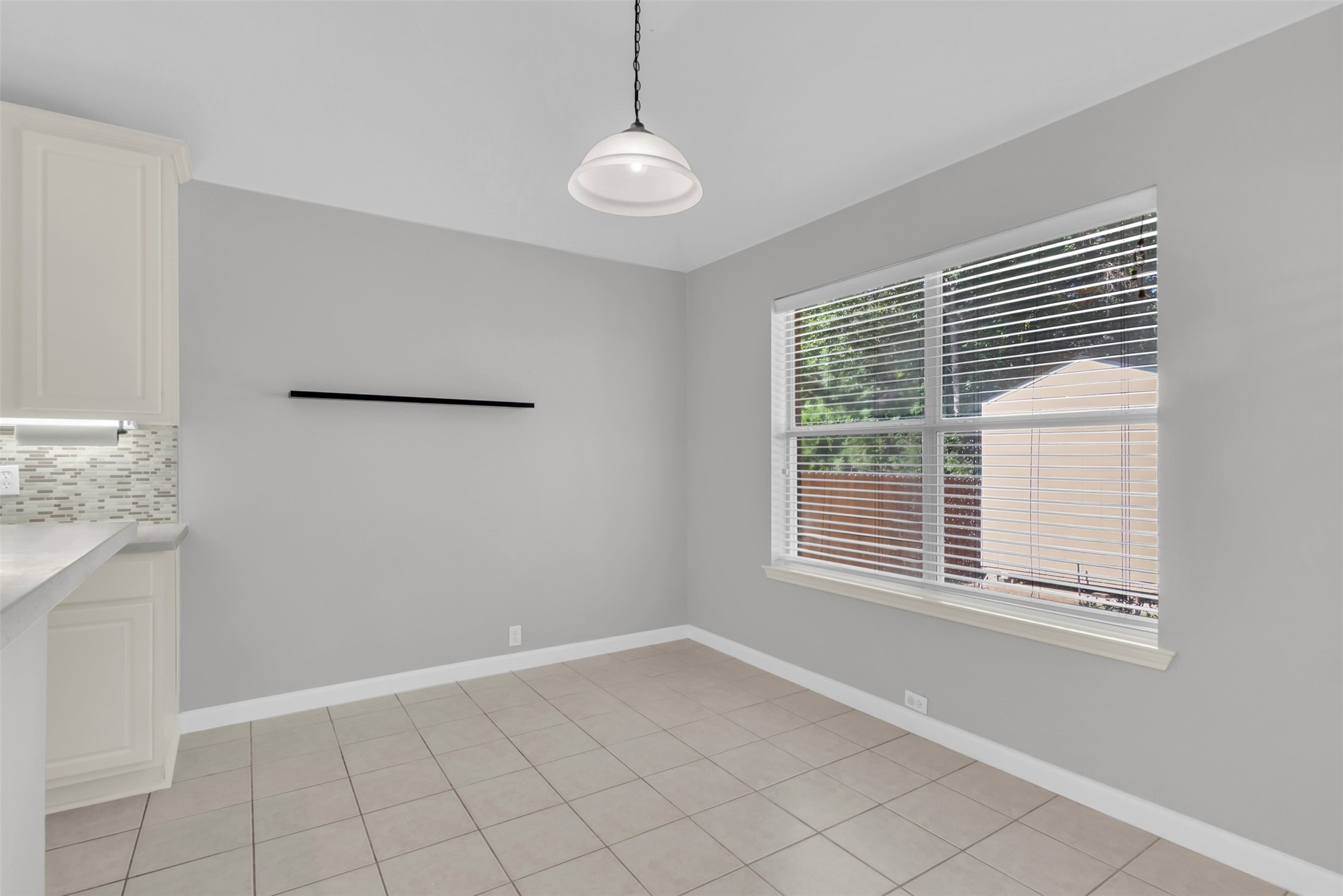 6113 Silverleaf Lane