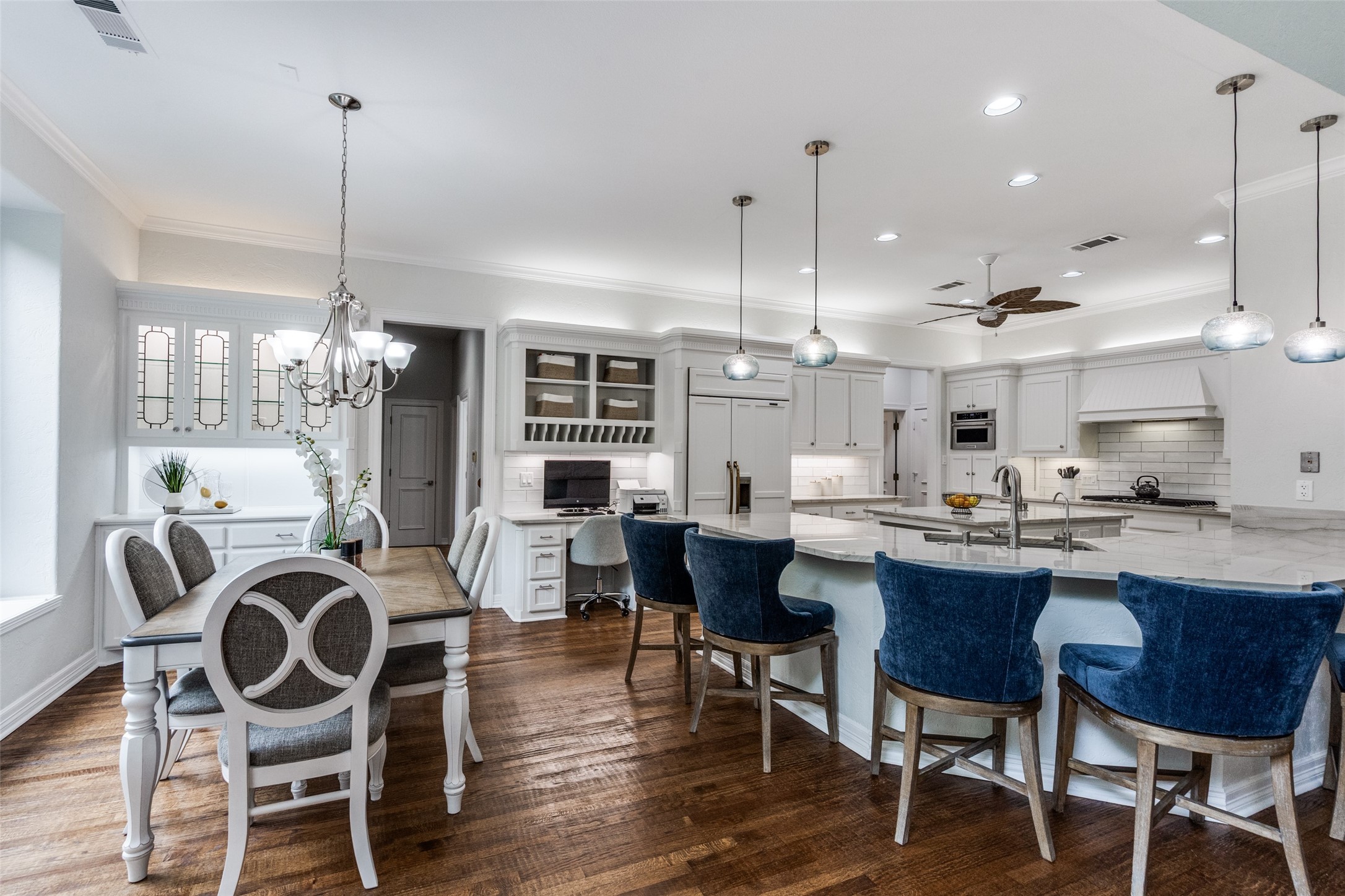 6604 Overlook Court