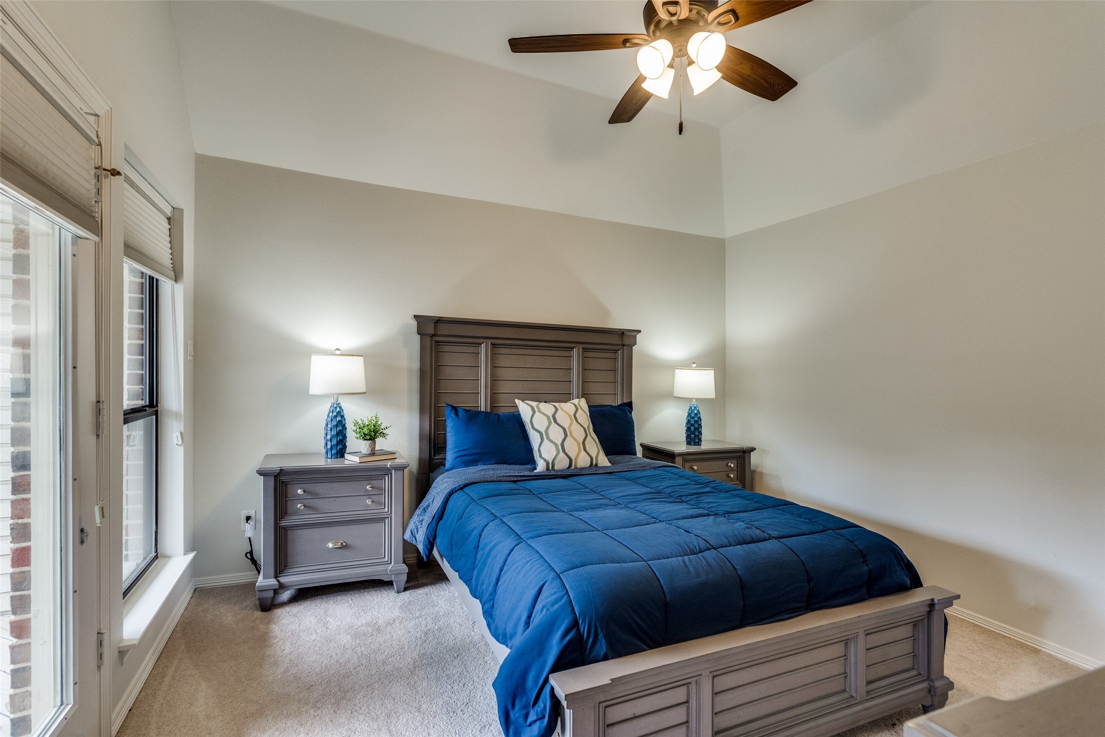 6604 Overlook Court
