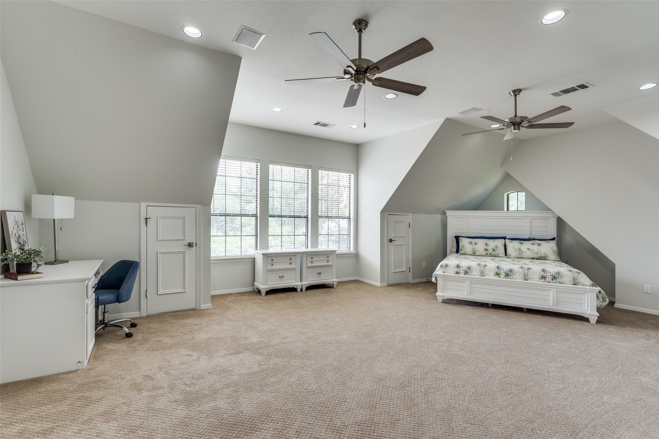 6604 Overlook Court