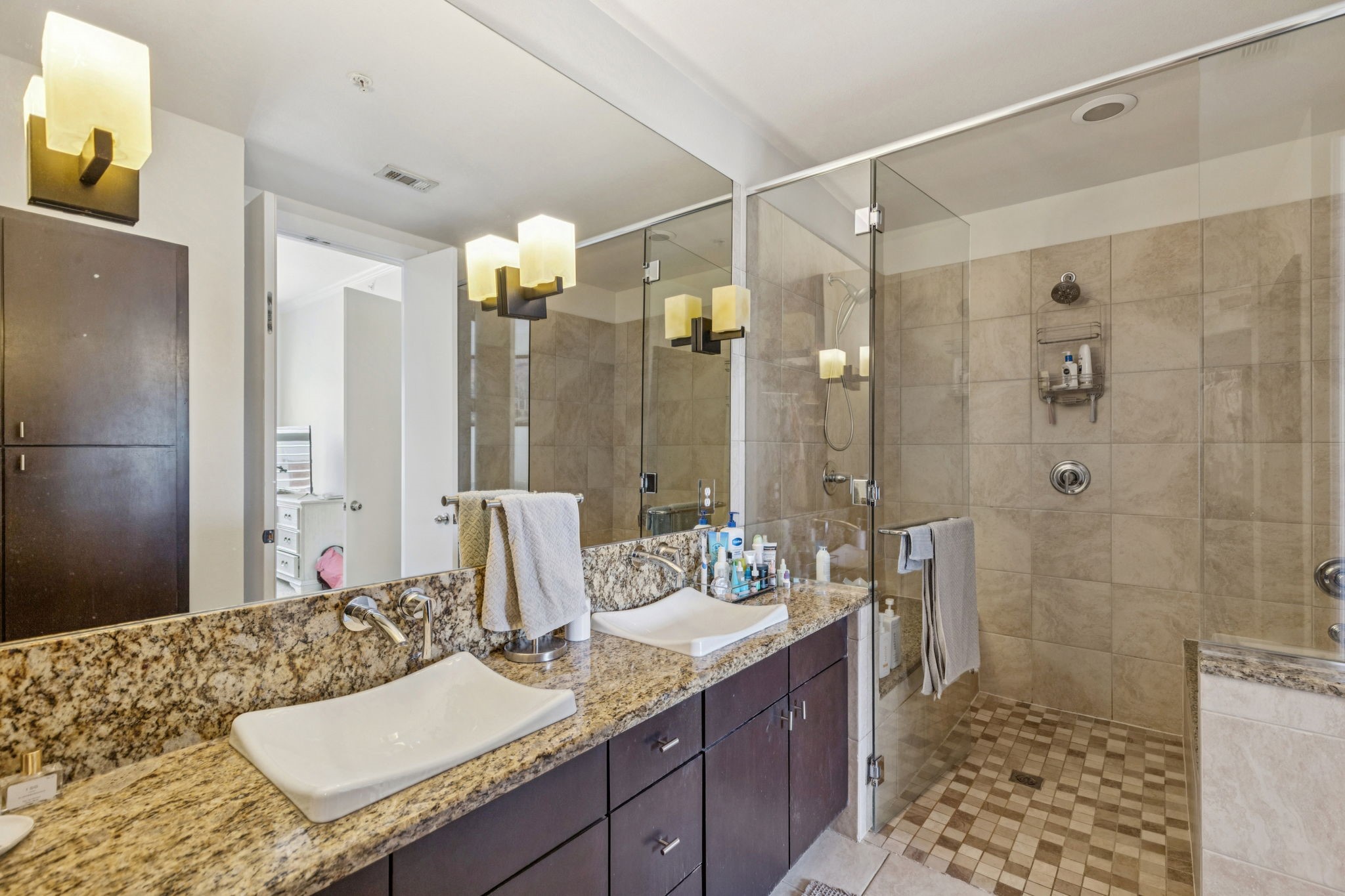 2950 Mckinney Avenue 424