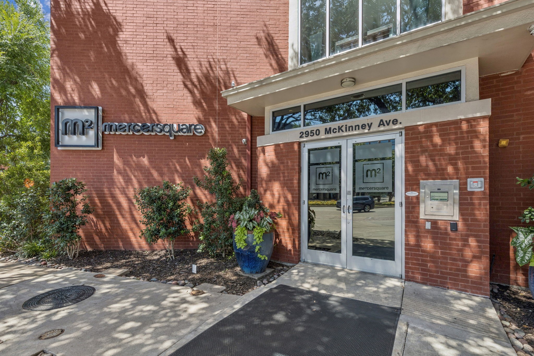 2950 Mckinney Avenue 424