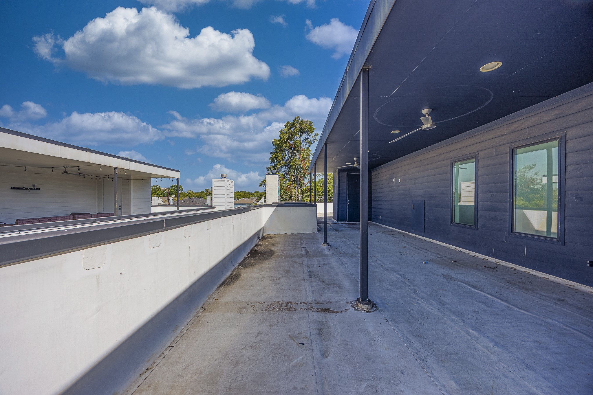 5433 Melrose Avenue