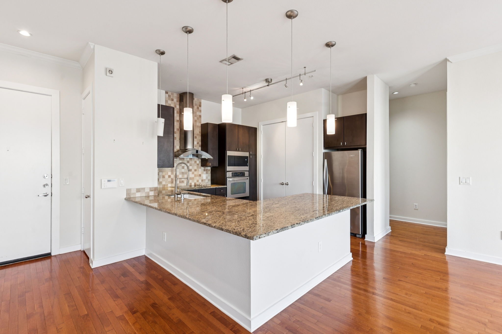 2950 Mckinney Avenue 424