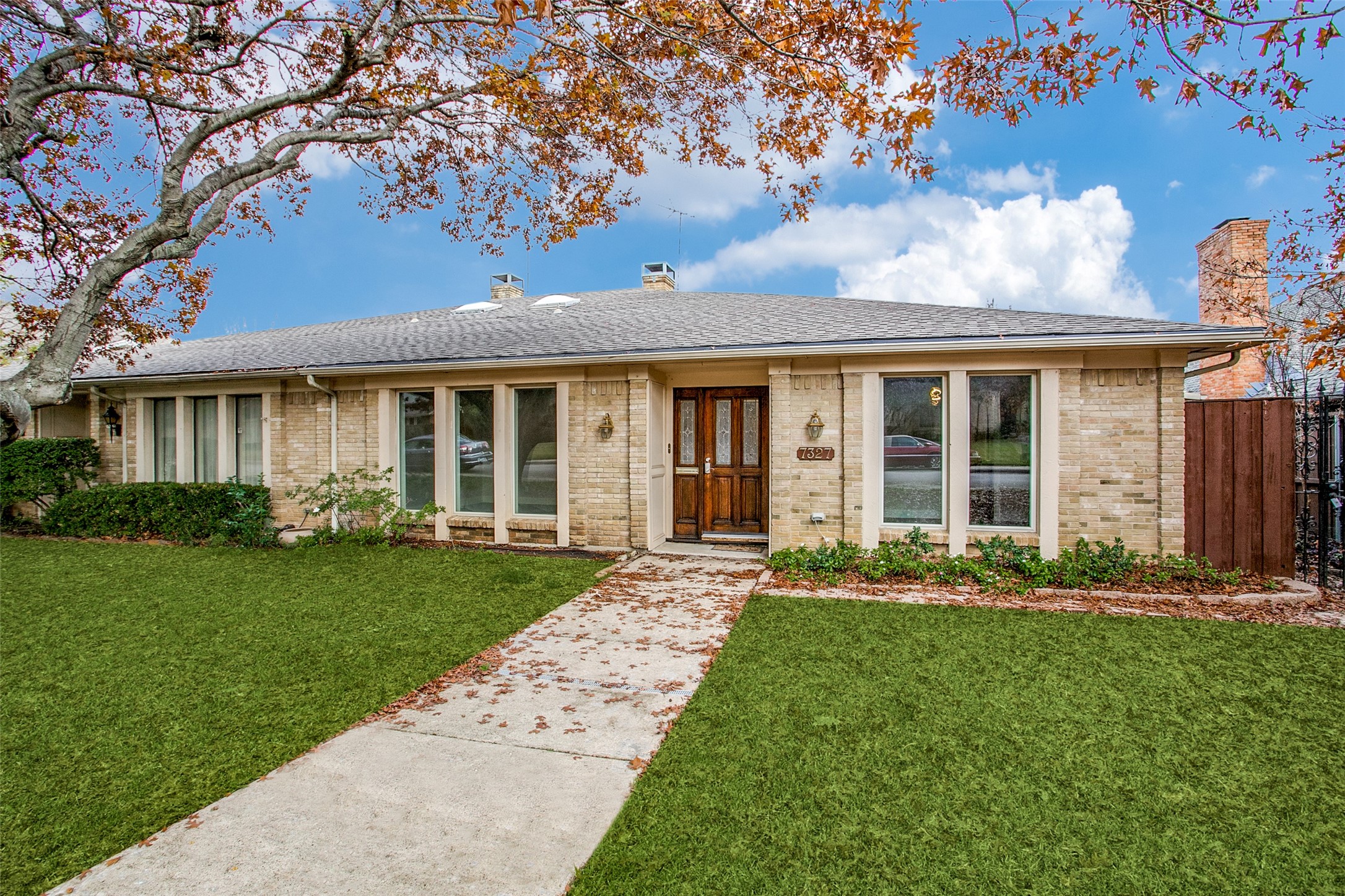 7327 Wellcrest Drive