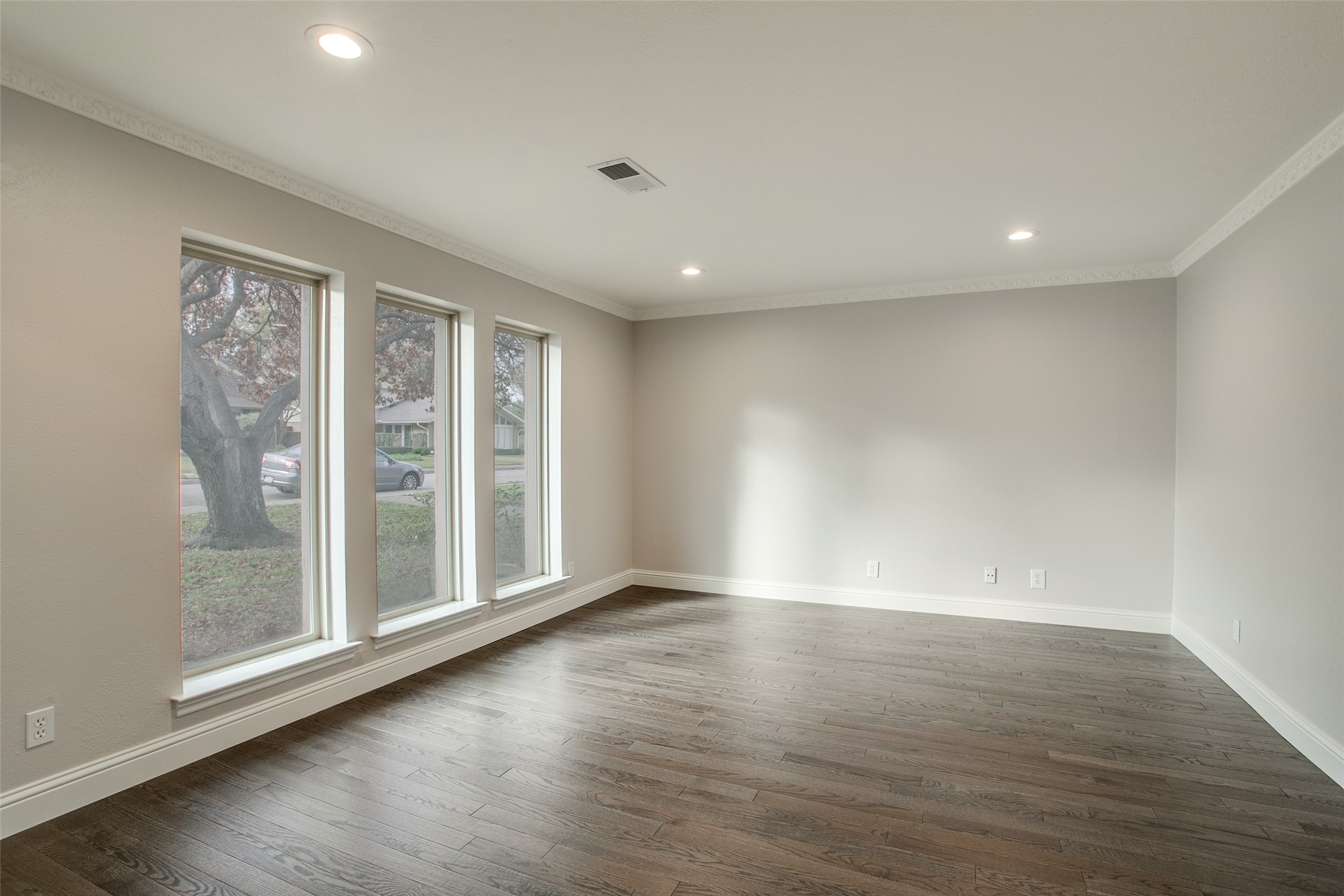 7327 Wellcrest Drive