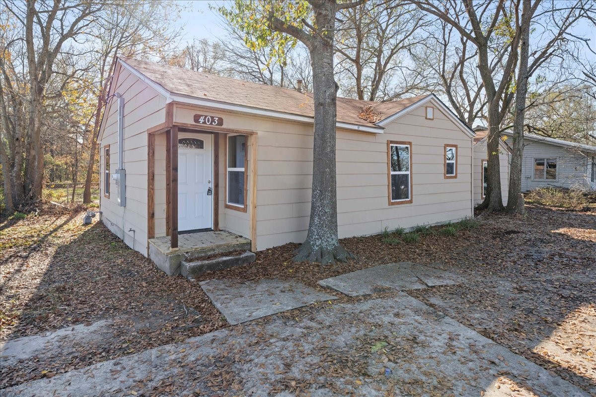 403 Halesboro Street