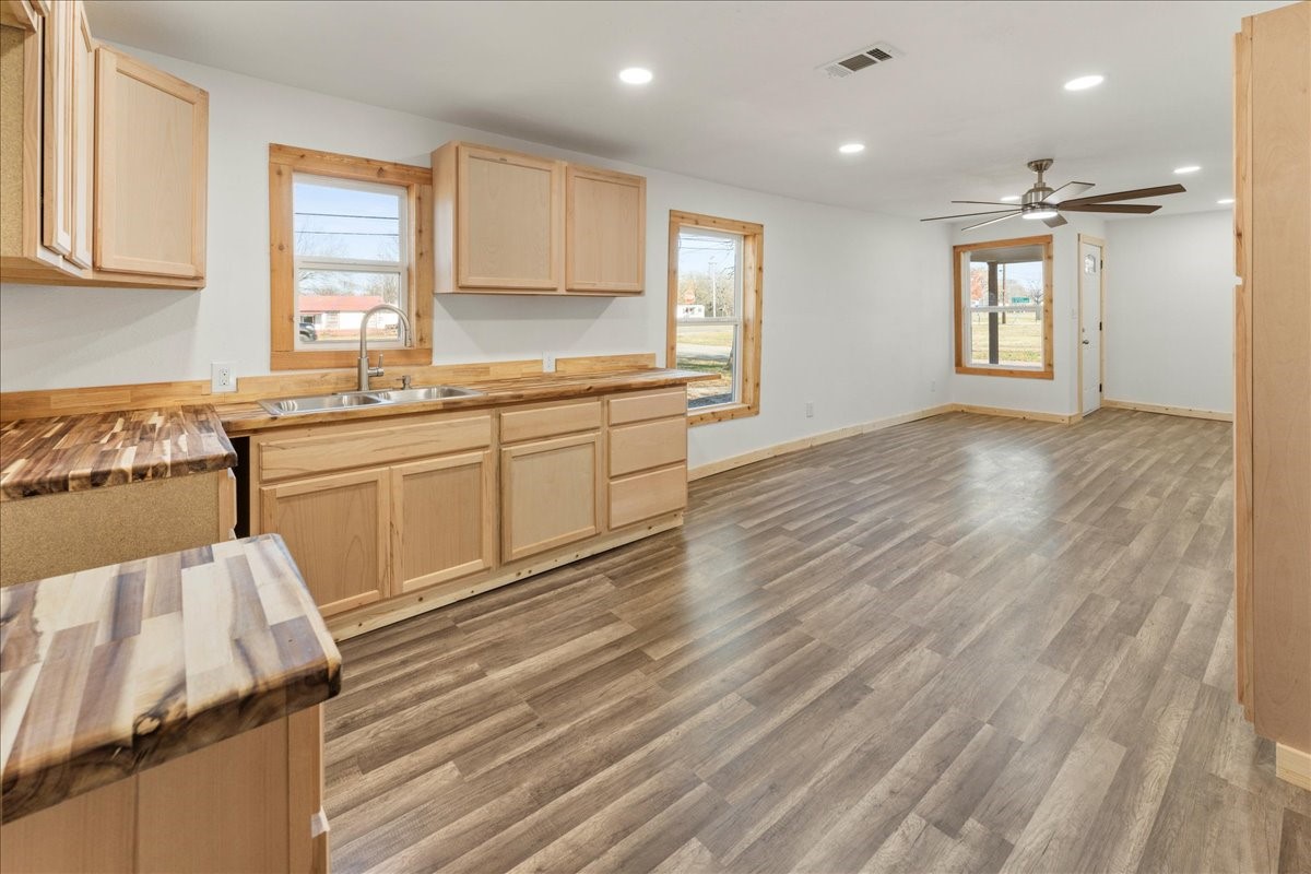 403 Halesboro Street