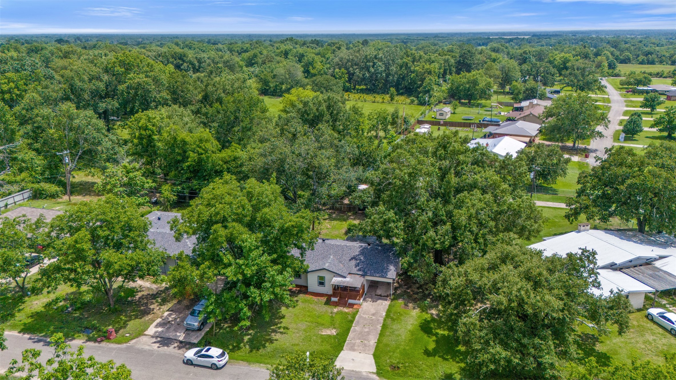 121 Circle Drive