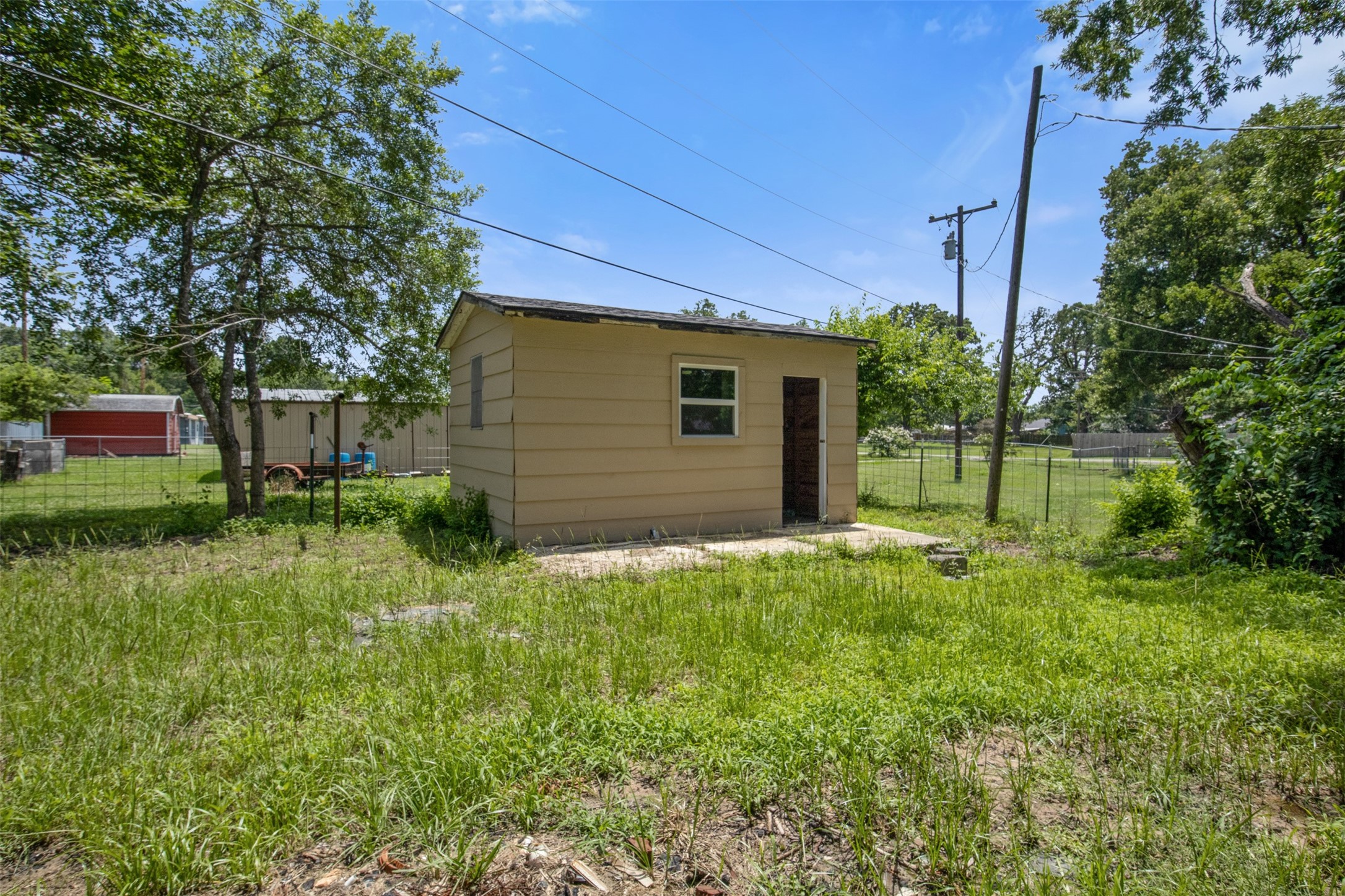 121 Circle Drive