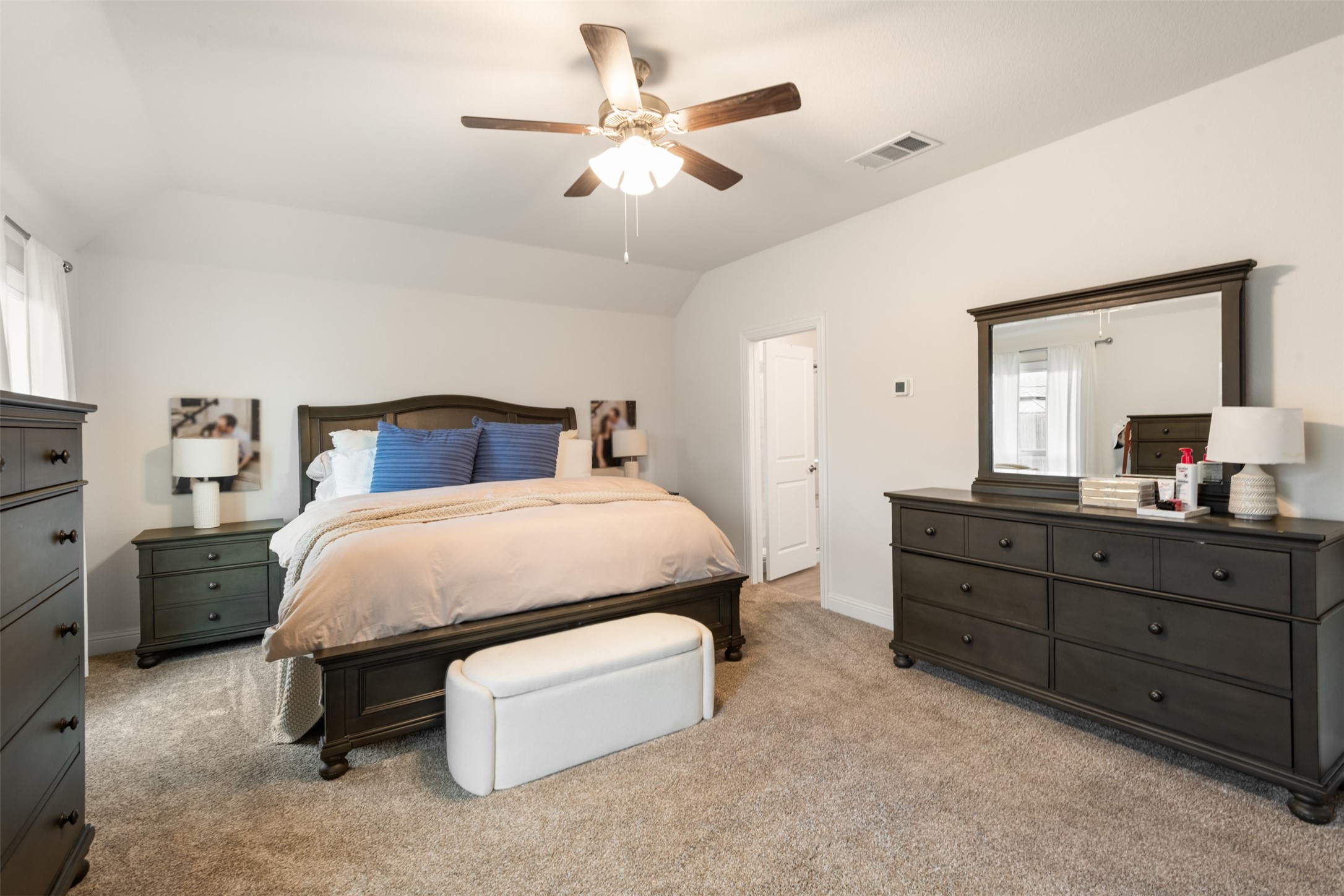 11028 Los Alamos Drive