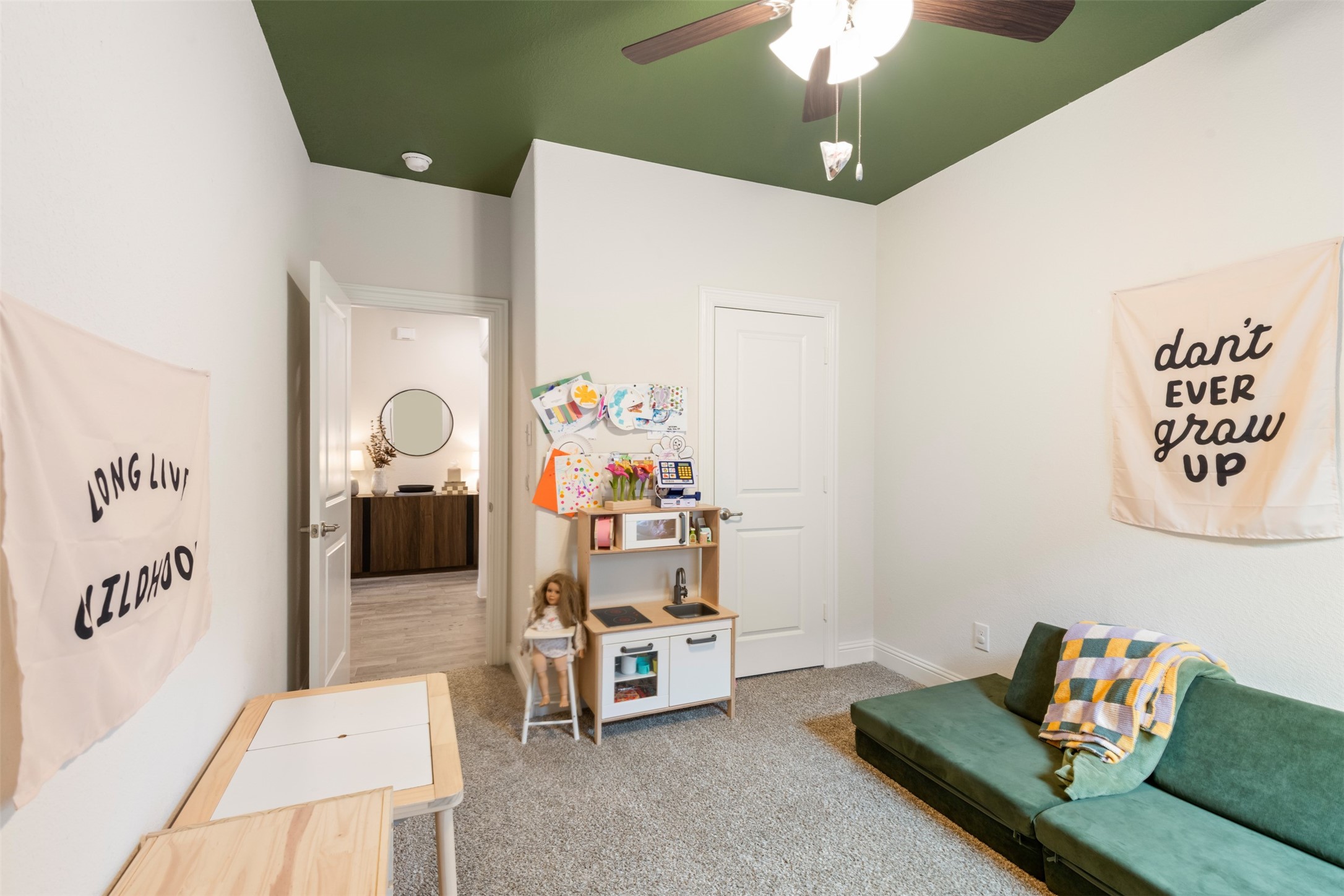 11028 Los Alamos Drive