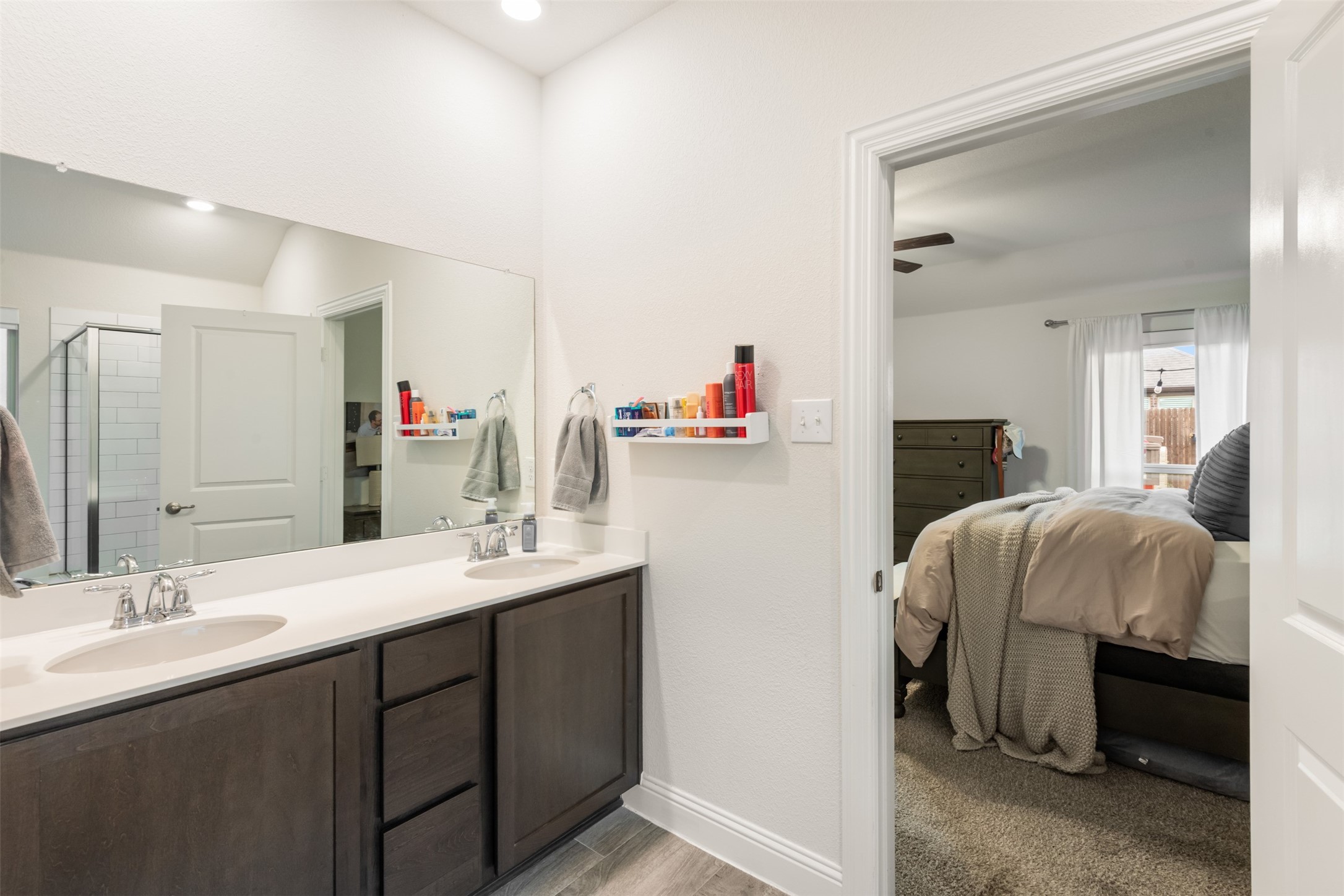 11028 Los Alamos Drive