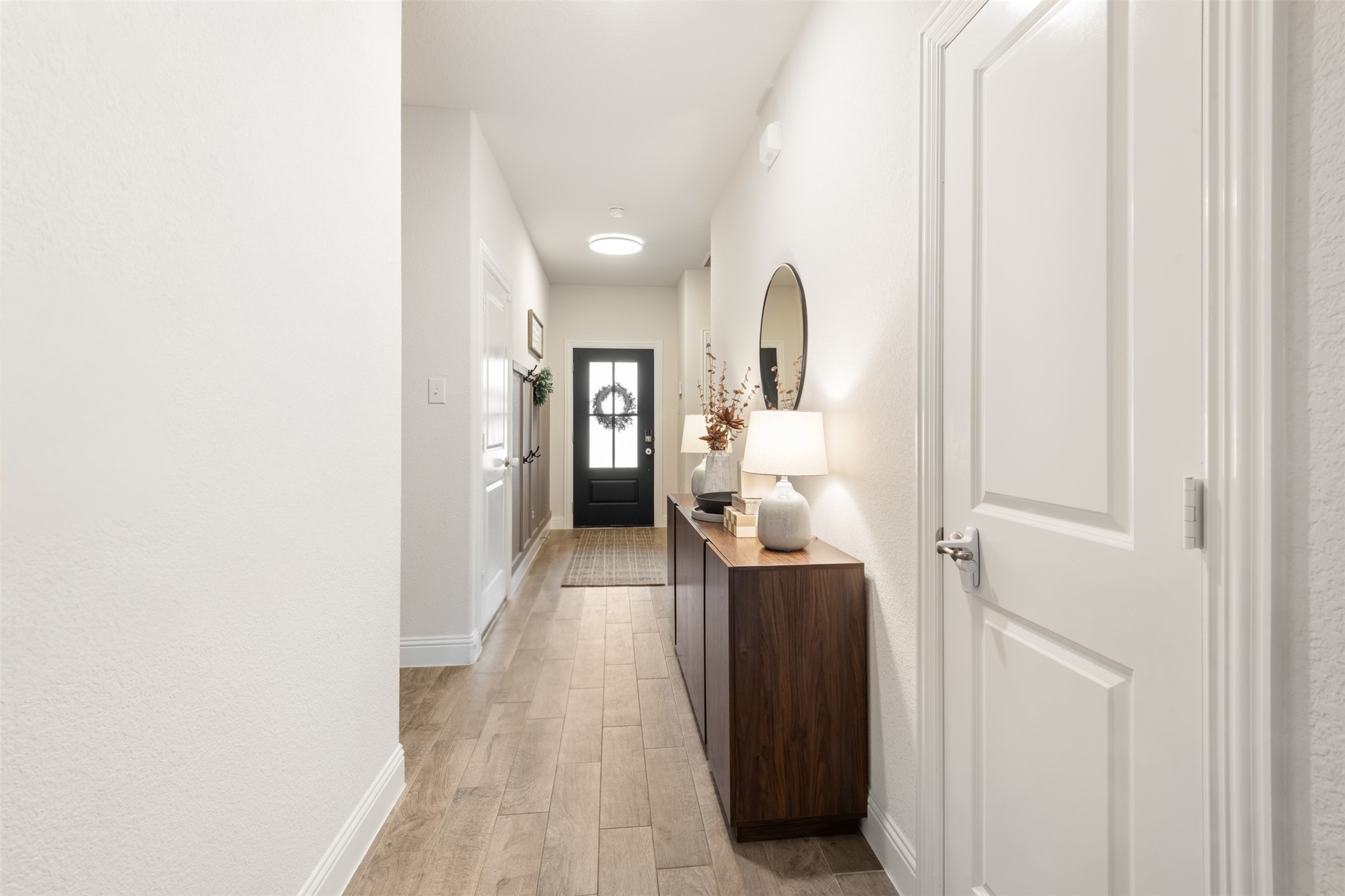 11028 Los Alamos Drive