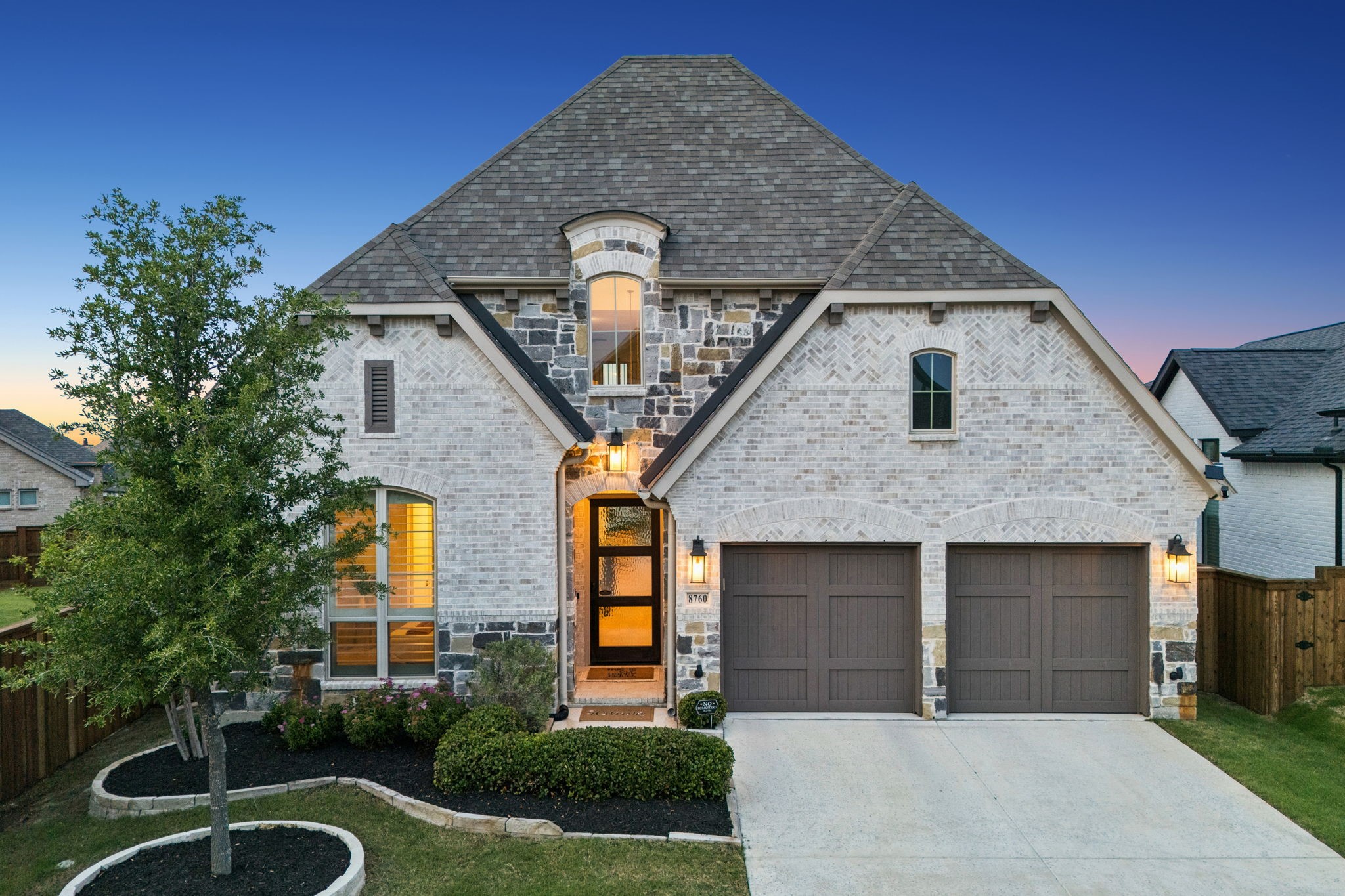 8760 Scottys Lake Lane