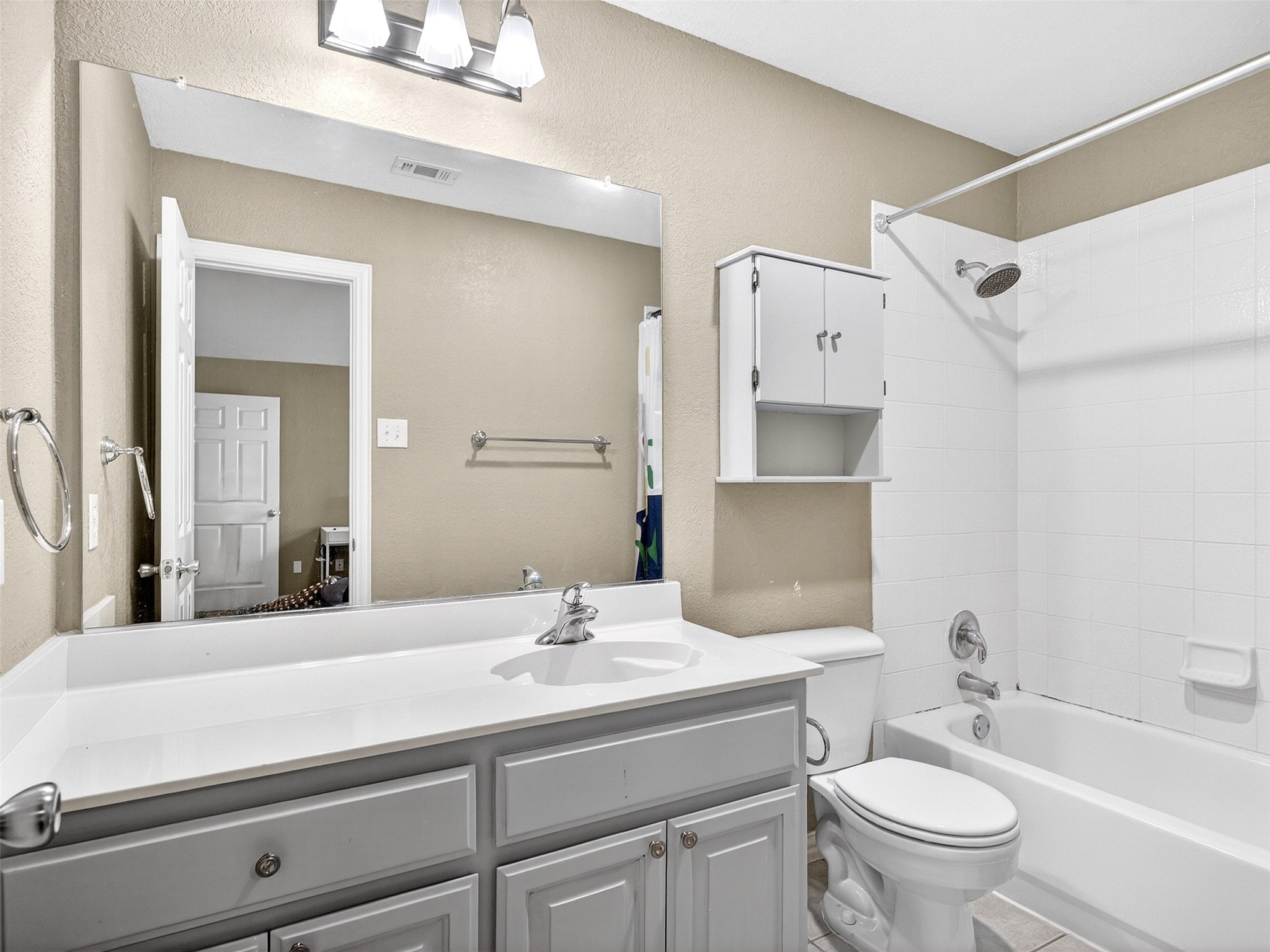 4116 Amador Court Court