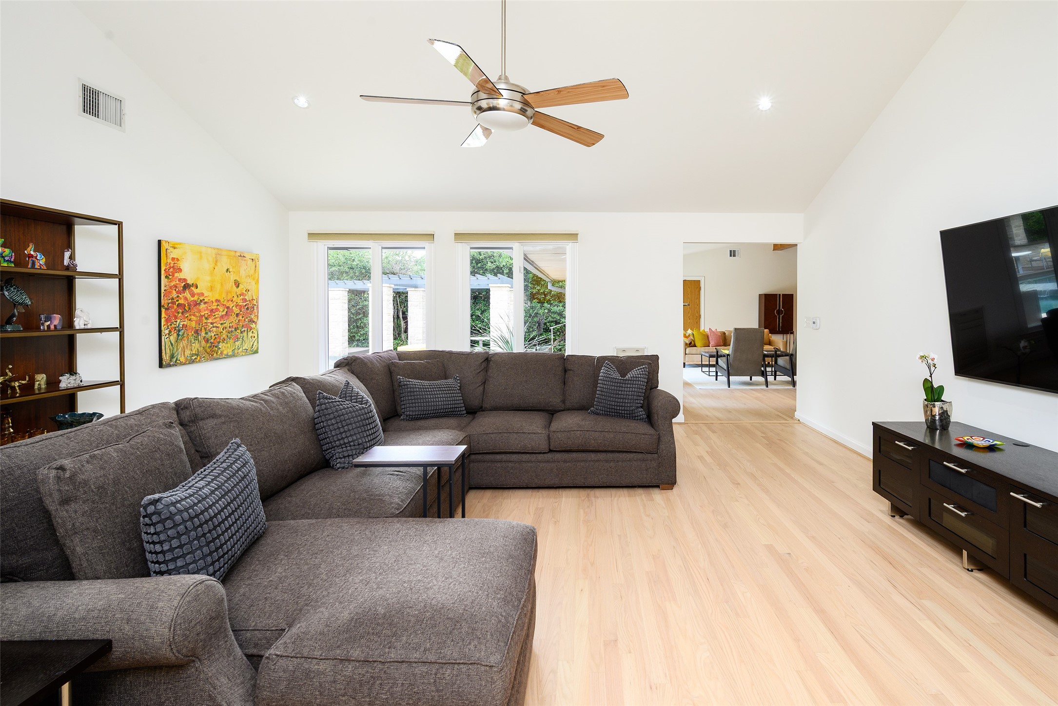 6826 Colfax Drive