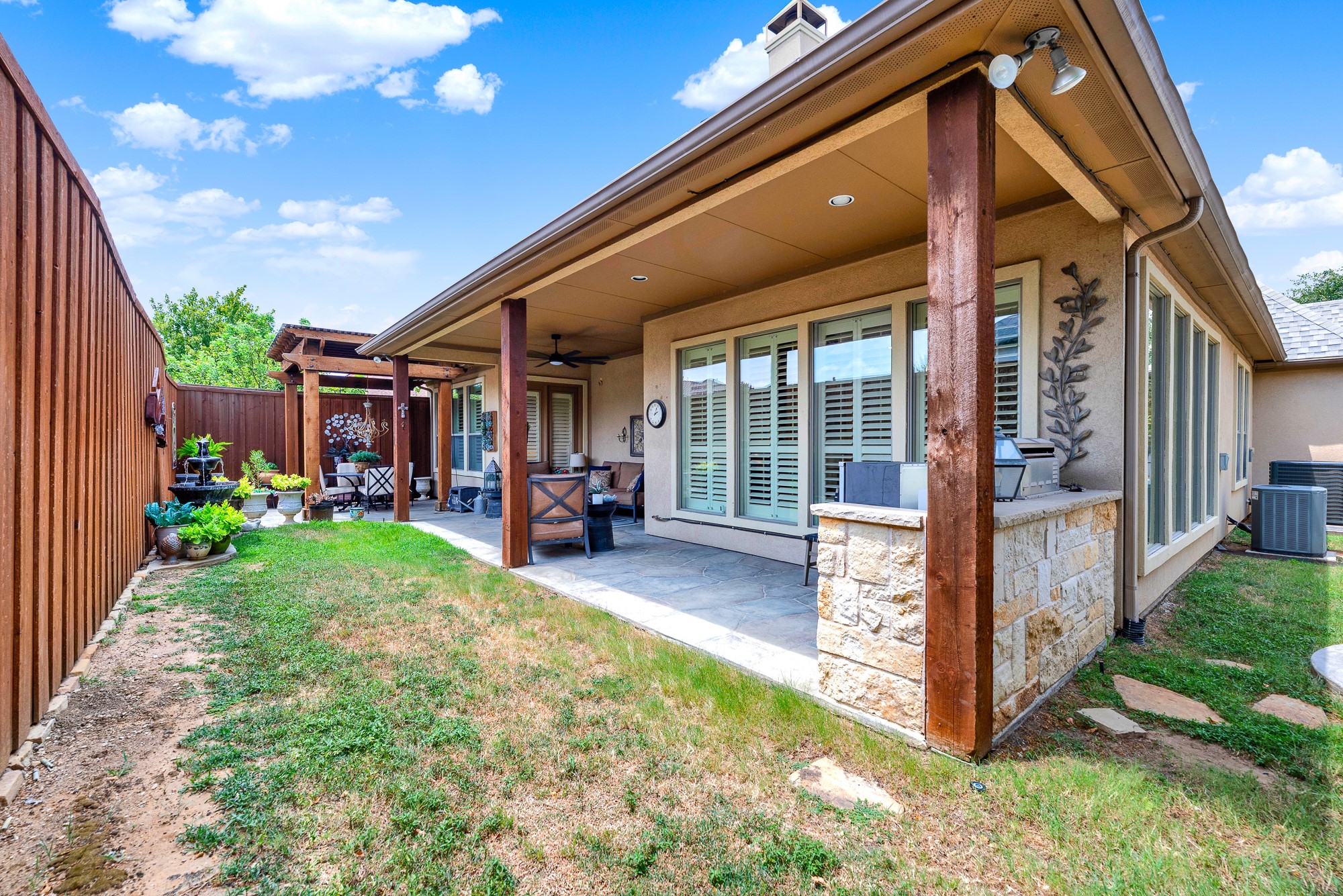 7032 PORTOBELLO Drive