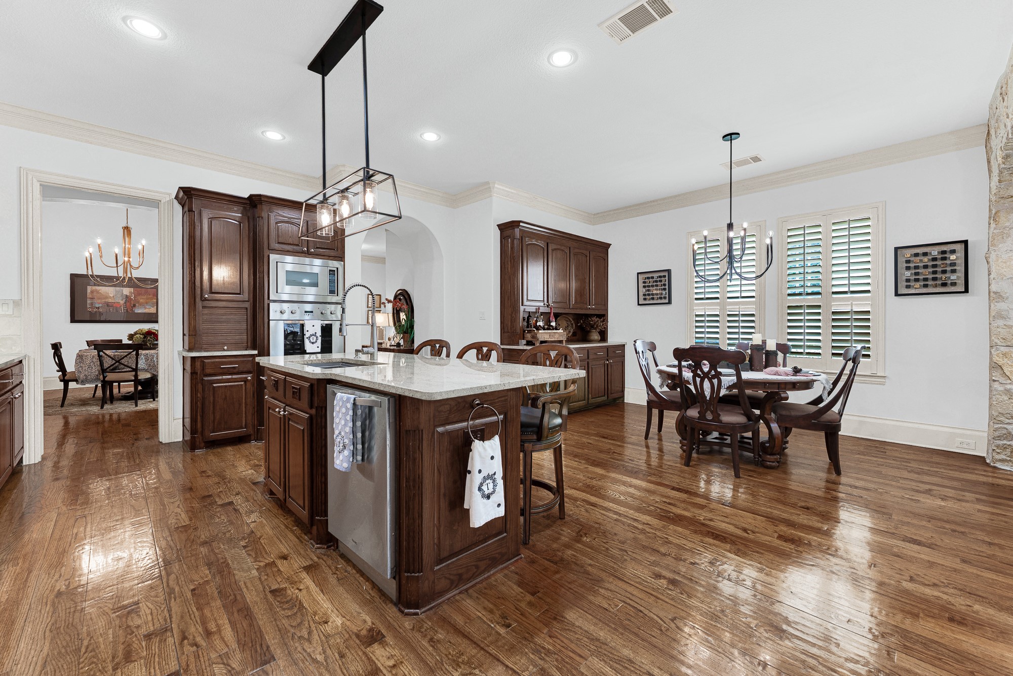 7032 PORTOBELLO Drive