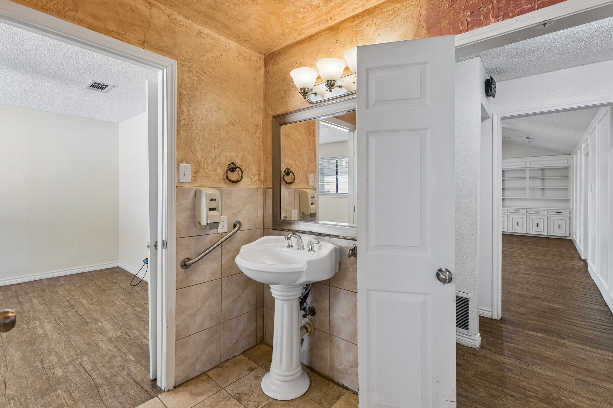2206 Blue Cypress Drive