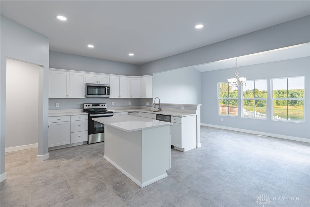 2818 Ridge View Court