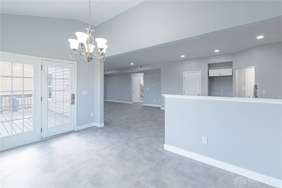 2818 Ridge View Court