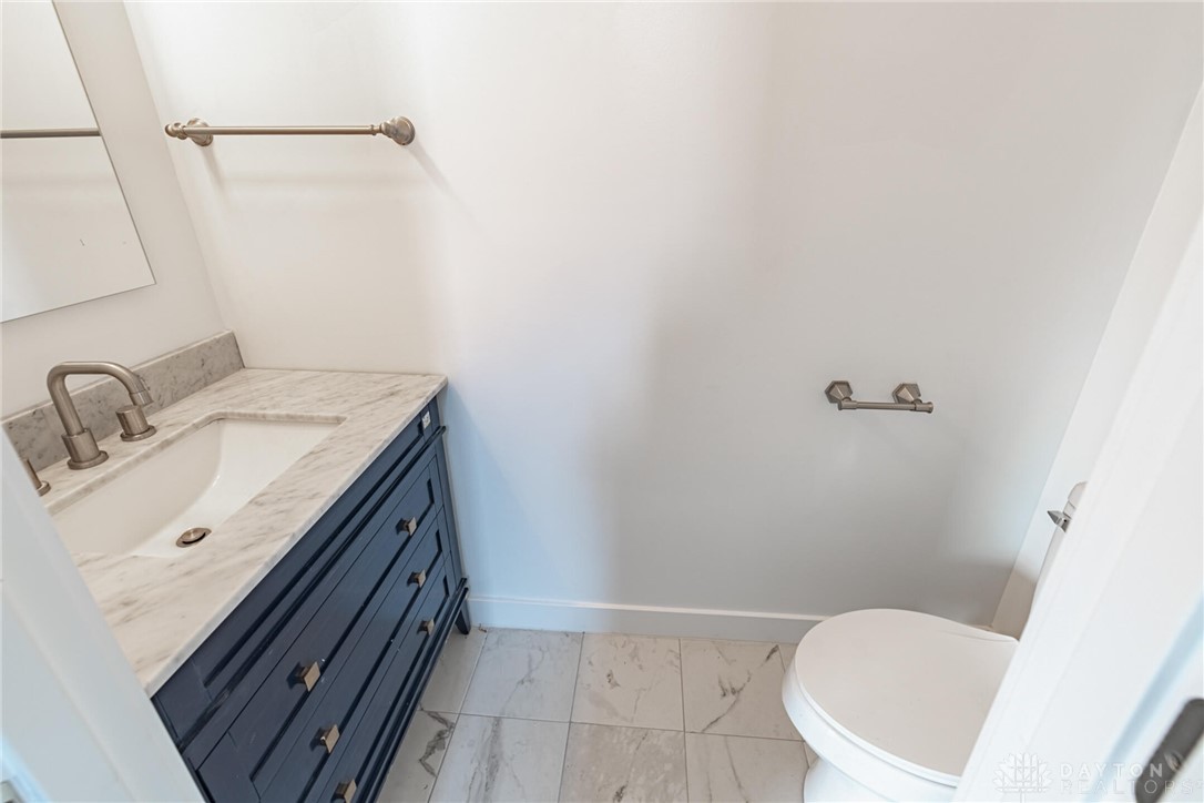 2818 Ridge View Court