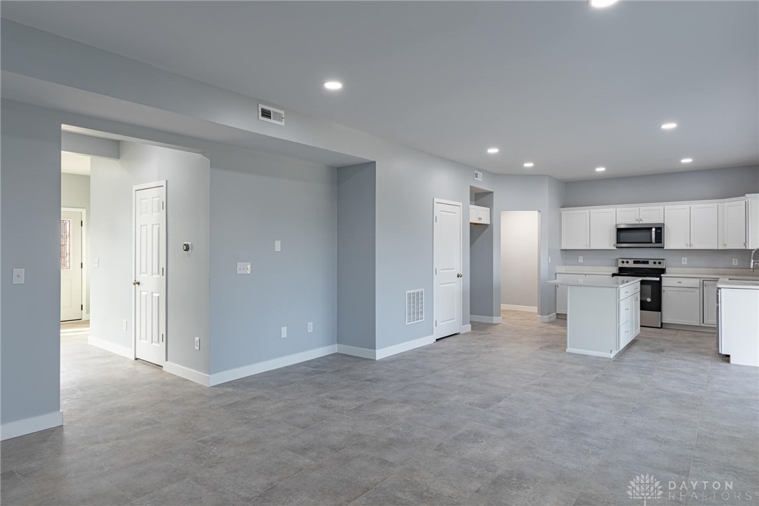 2818 Ridge View Court