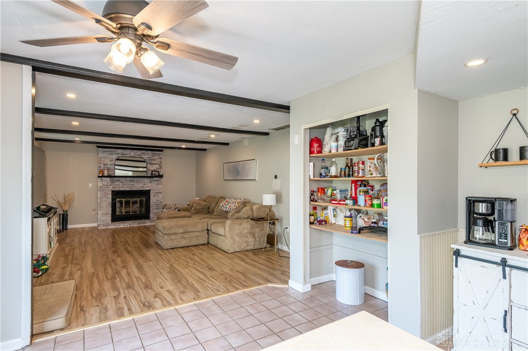 2301 Hunterglen Court