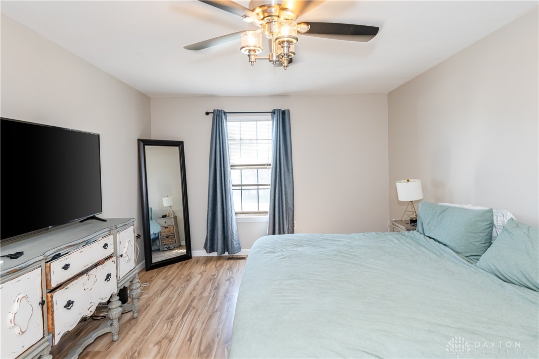 2301 Hunterglen Court