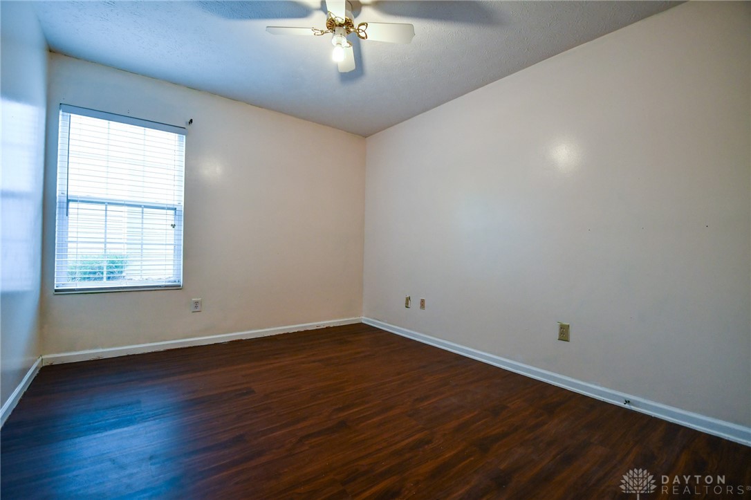 1452 Glenn Abbey Drive