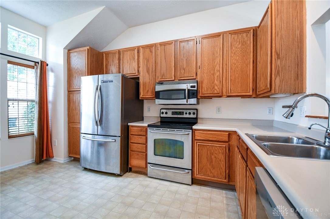 1452 Glenn Abbey Drive