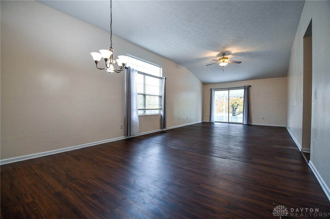 1452 Glenn Abbey Drive