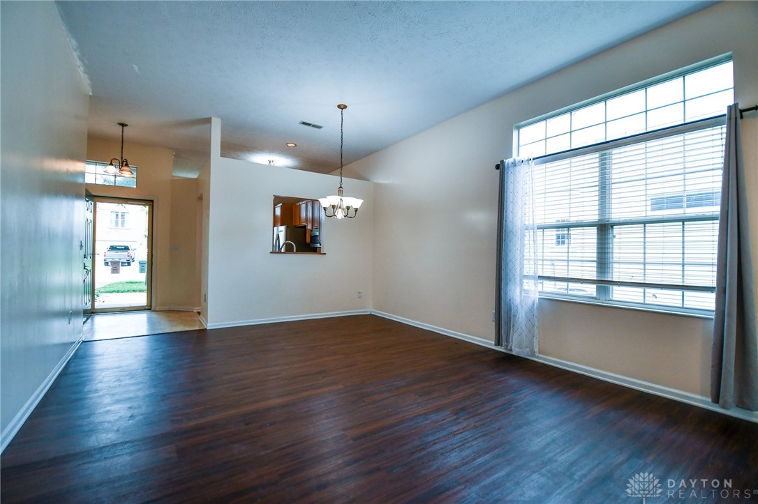 1452 Glenn Abbey Drive