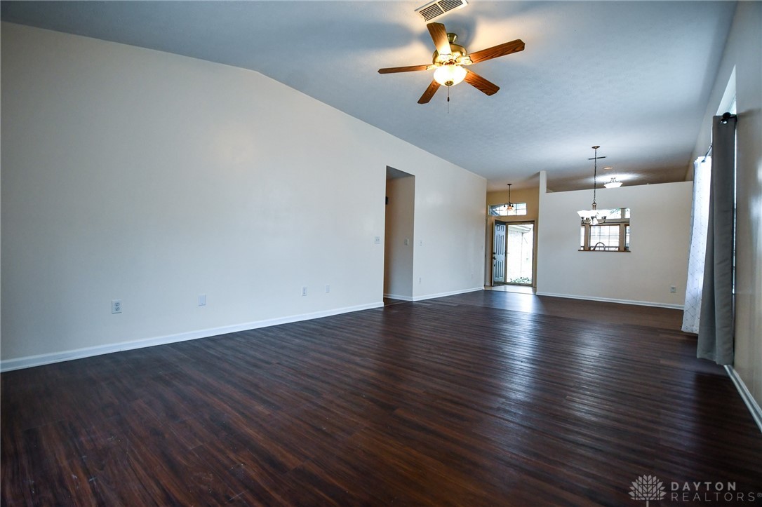 1452 Glenn Abbey Drive