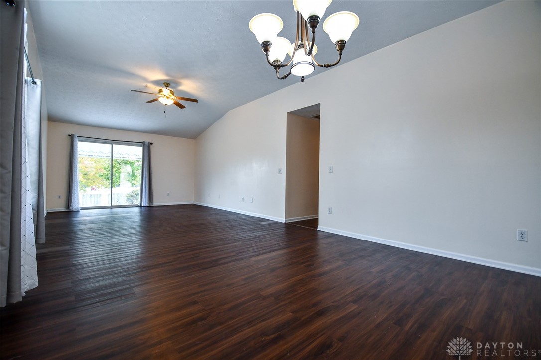 1452 Glenn Abbey Drive