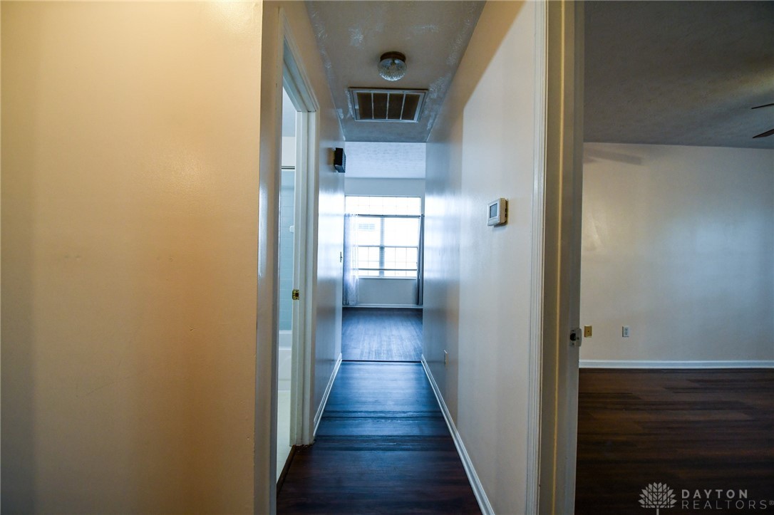 1452 Glenn Abbey Drive