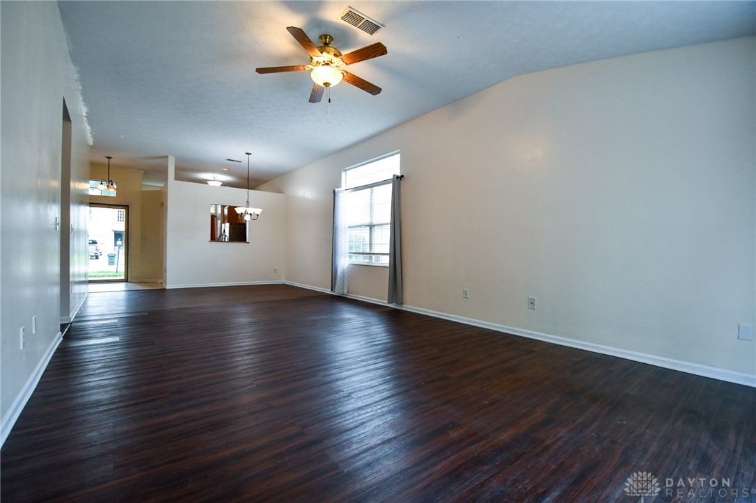 1452 Glenn Abbey Drive