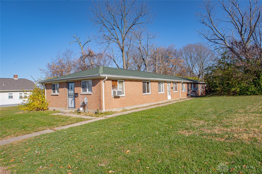 34 S Hatfield Street