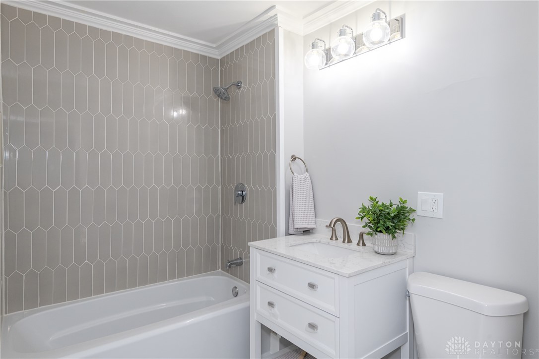 510 Santa Cruz Avenue