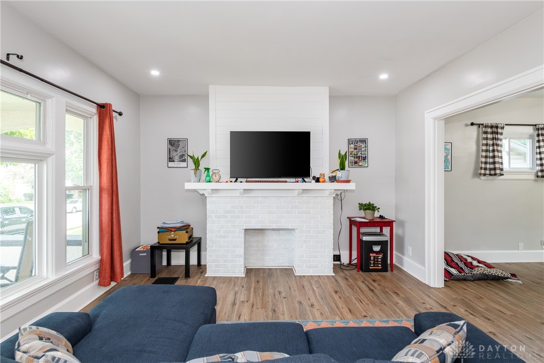 510 Santa Cruz Avenue