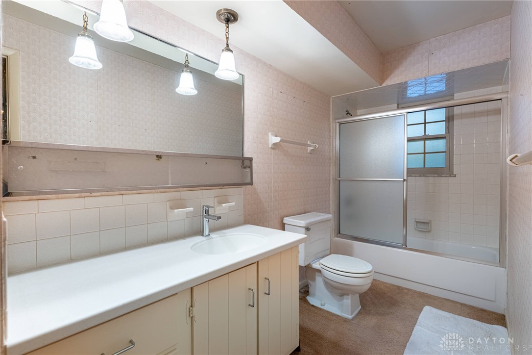 255 E Franklin Street