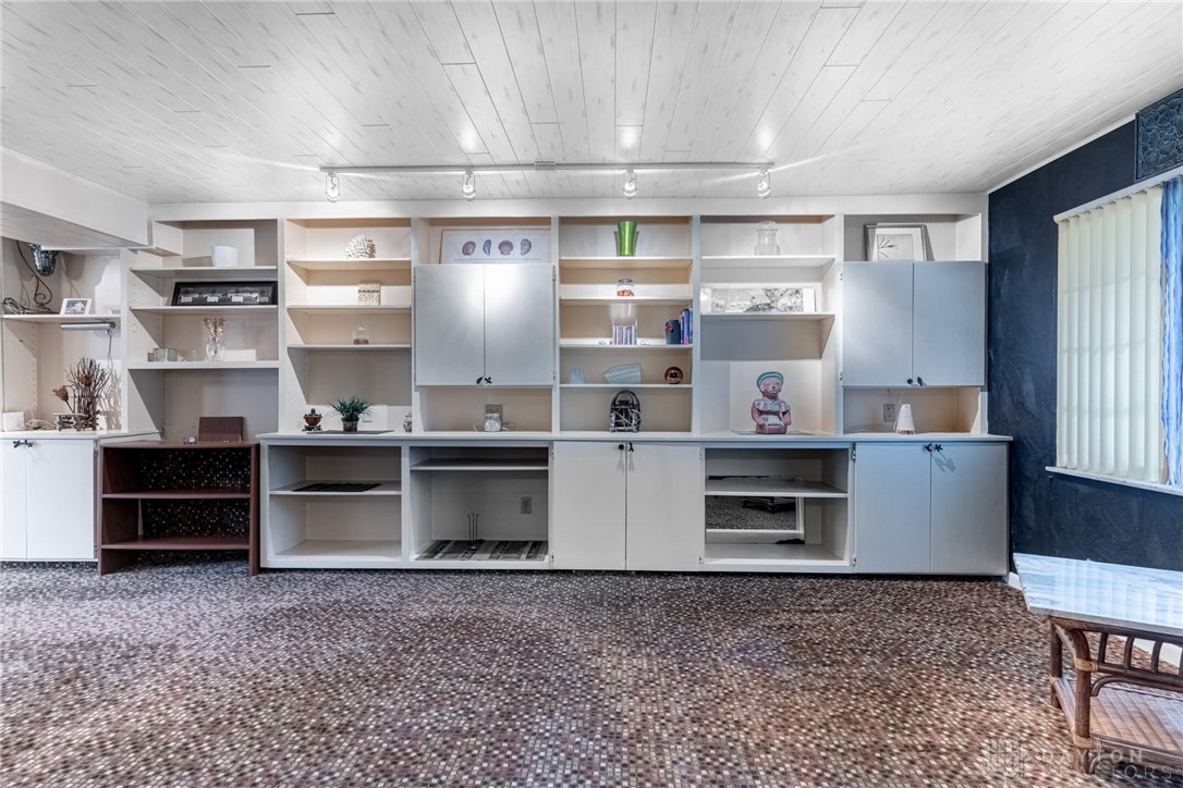 255 E Franklin Street