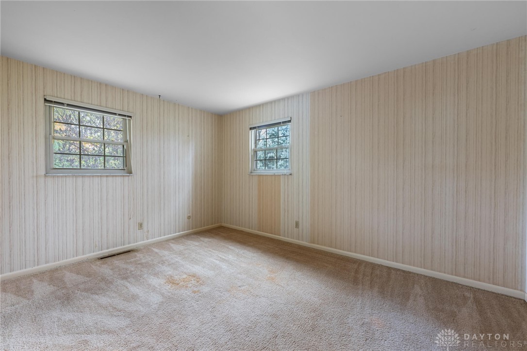 255 E Franklin Street