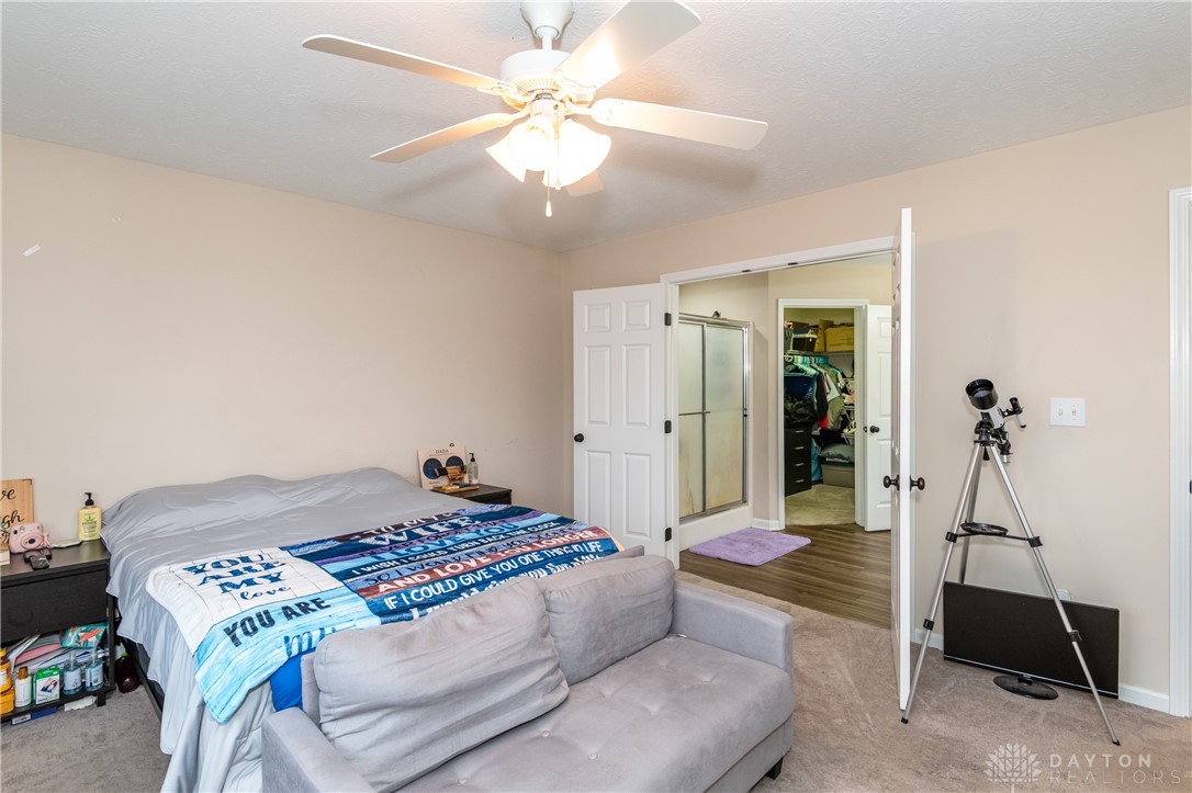 405 Hollywood Boulevard